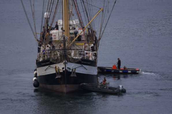 20 September 2022 - 16:10:51
And then Pelican was simply pushed towards the quayside
----------------------
Tall ship Pelican of London arrives in Dartmouth